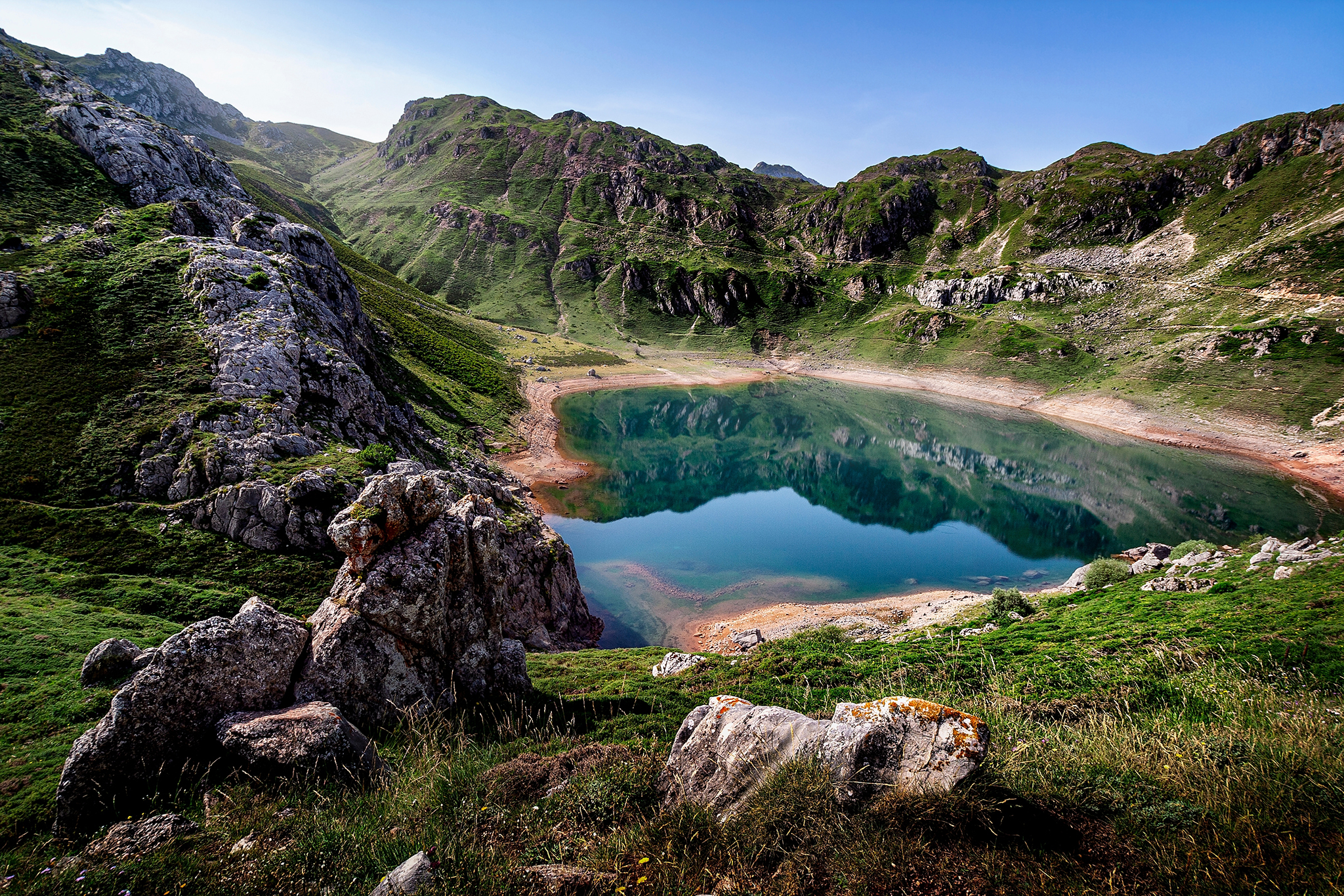 The,Cueva,Lake,In,Somiedo,Natural,Park,And,The,Lakes